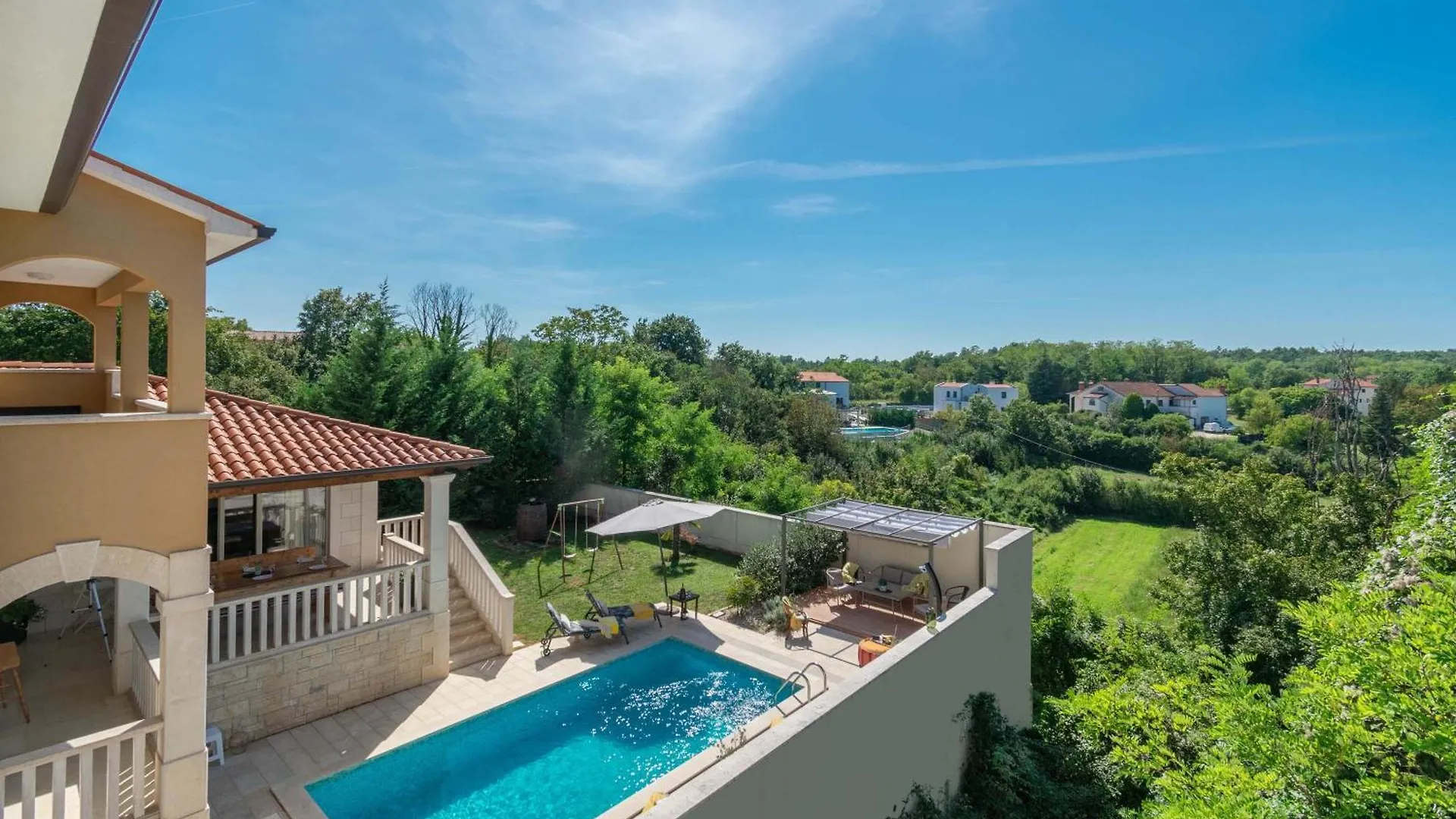 Villa Coridigo - Unique High Position, Panorama Nature View, Cozy Dining Terrace, Fenced Property Kringa