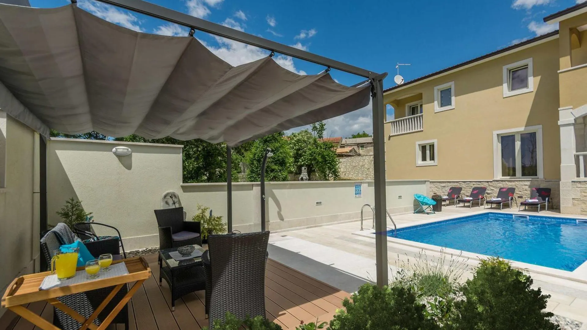 Villa Coridigo - Unique High Position, Panorama Nature View, Cozy Dining Terrace, Fenced Property Kringa
