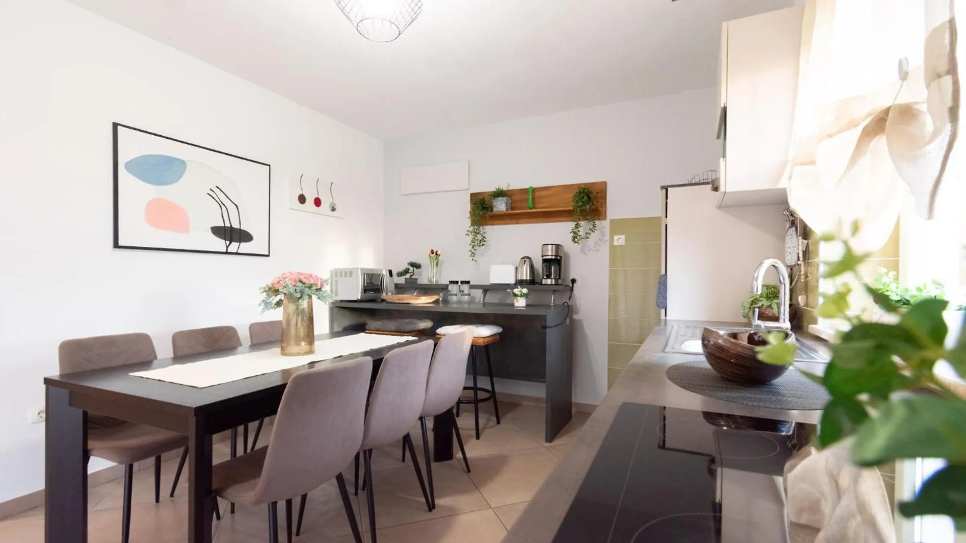 Villa Coridigo - Unique High Position, Panorama Nature View, Cozy Dining Terrace, Fenced Property Kringa