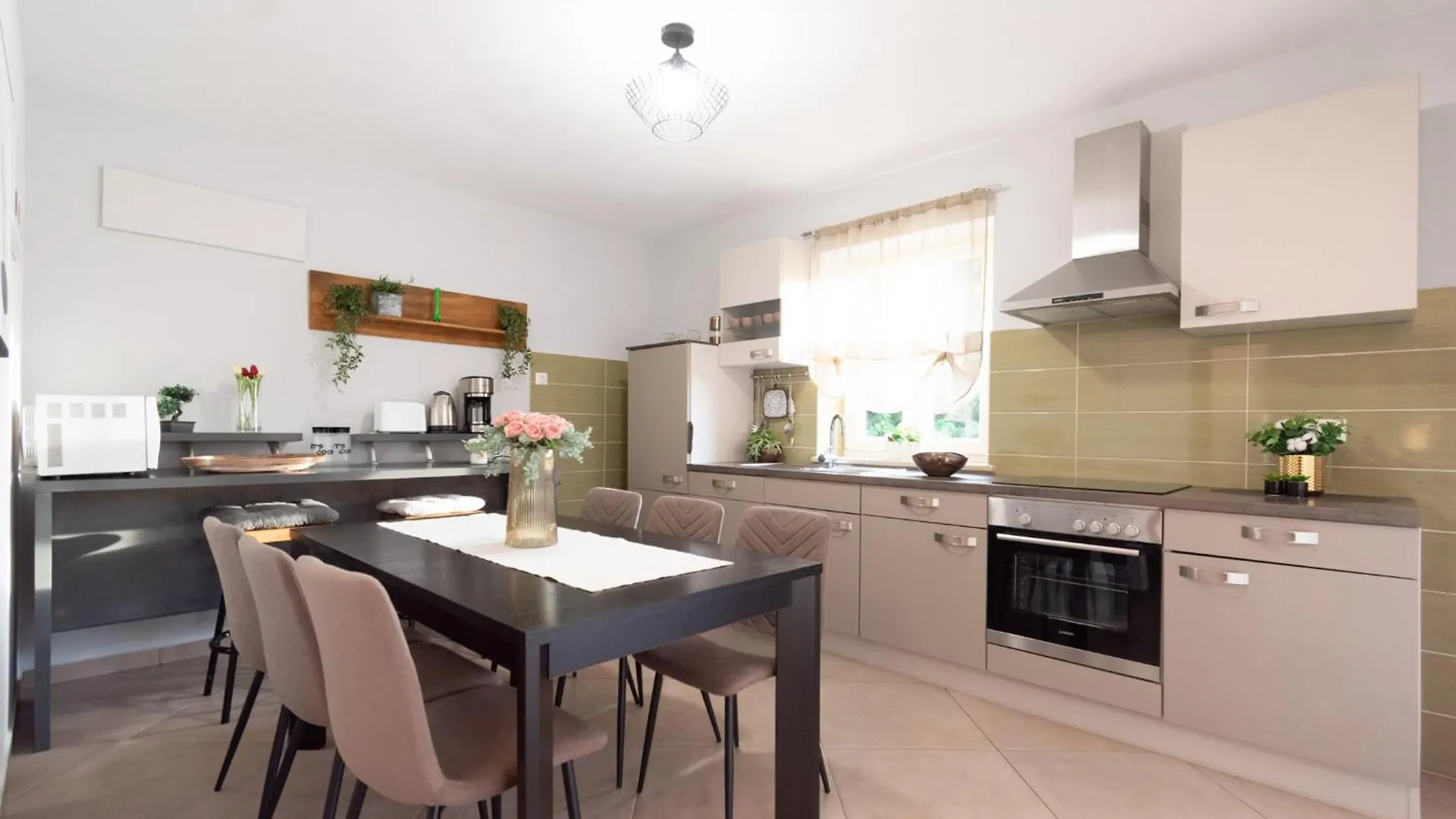 Villa Coridigo - Unique High Position, Panorama Nature View, Cozy Dining Terrace, Fenced Property Kringa